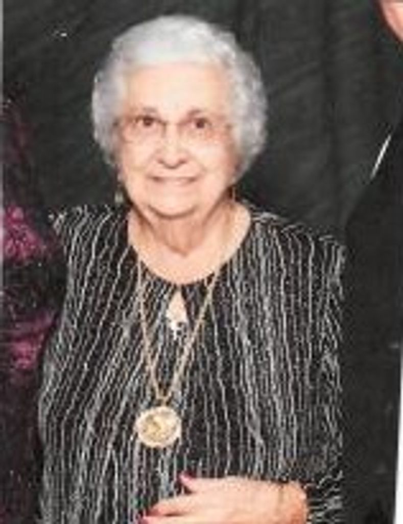 Dolores "Aunt Ben" Crane