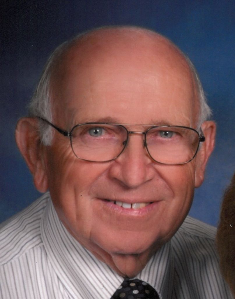 Robert "Bob" M. Hashbarger