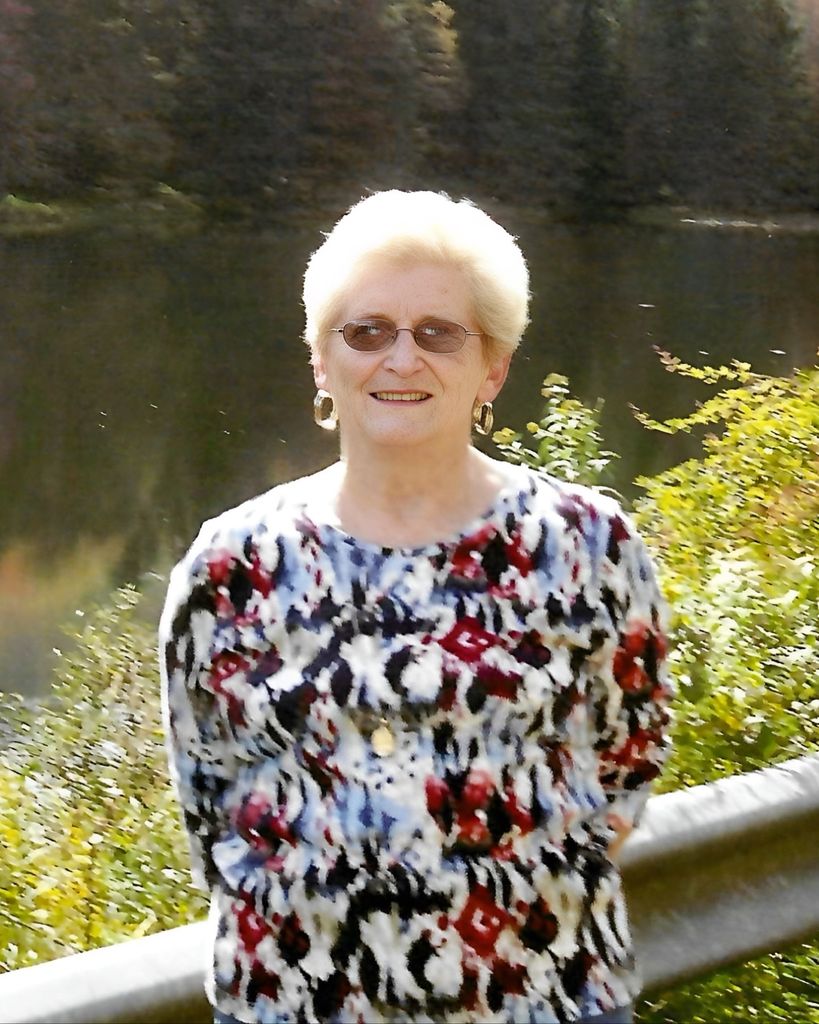 Jacqueline "Jackie" R. STEADMAN