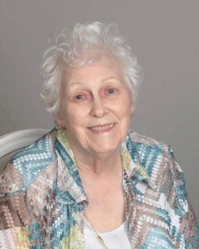 Julia Claypoole Profile Photo