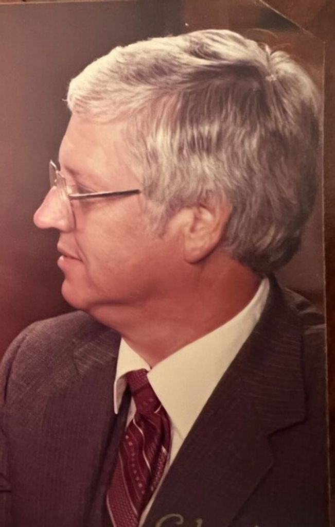 Dee Brown Profile Photo