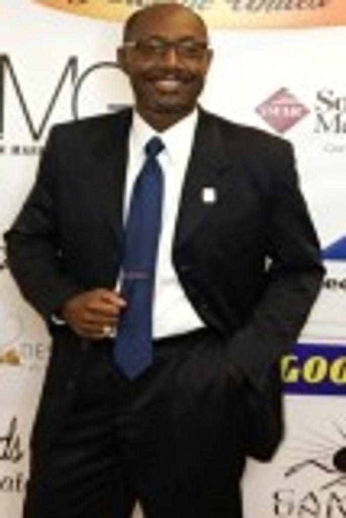 Elliott Glenn Newton