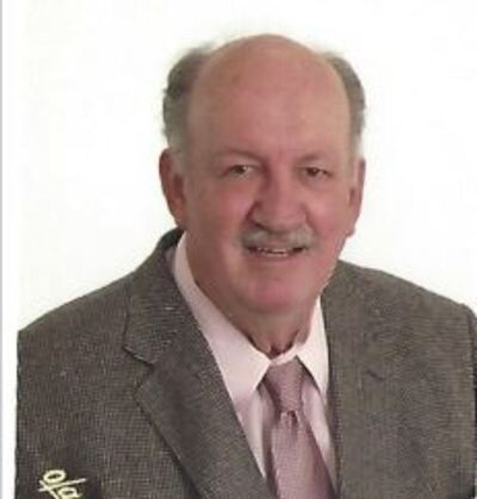 Earl Eugene Petty Profile Photo