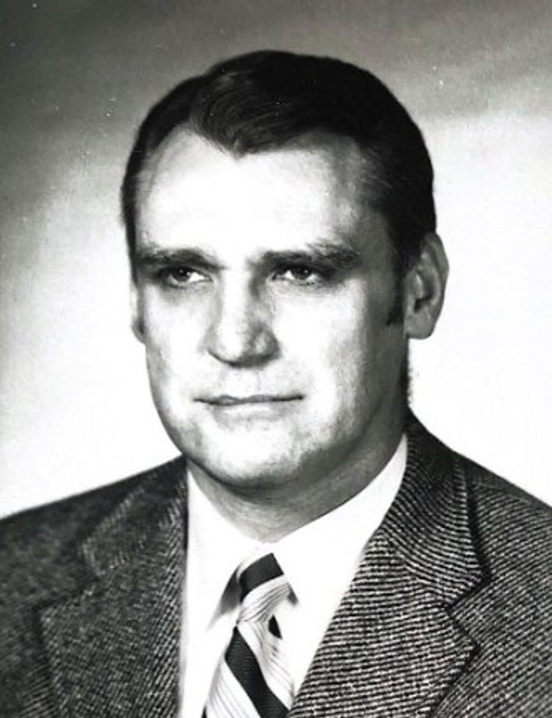 Oliver Kermit Olson Profile Photo