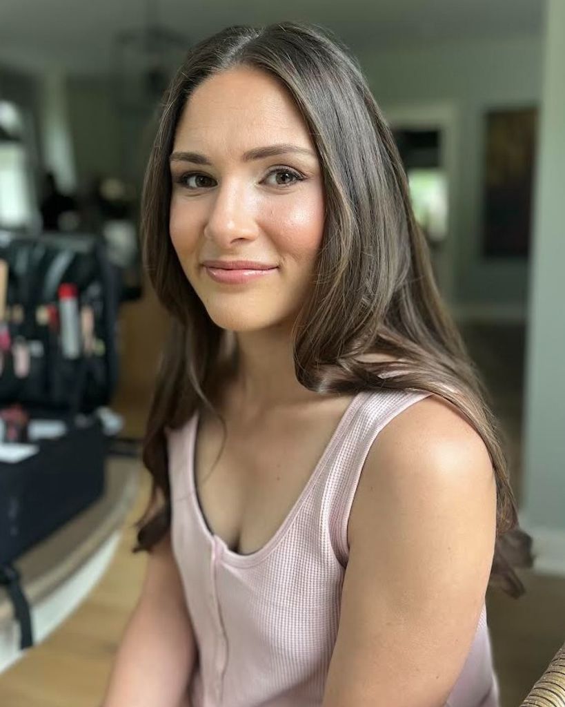 Larke Renate Stuart Profile Photo