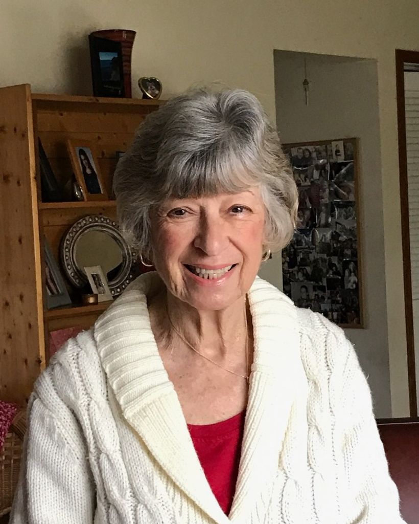Emilia Roth Profile Photo
