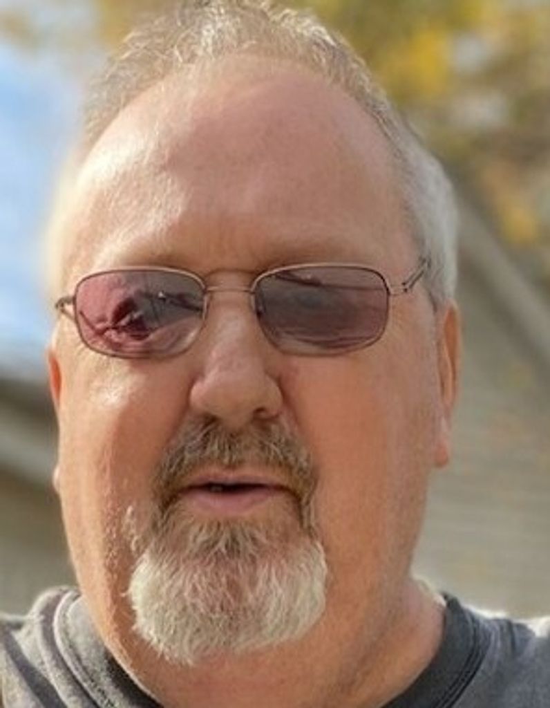 Johnny Chris Self Profile Photo