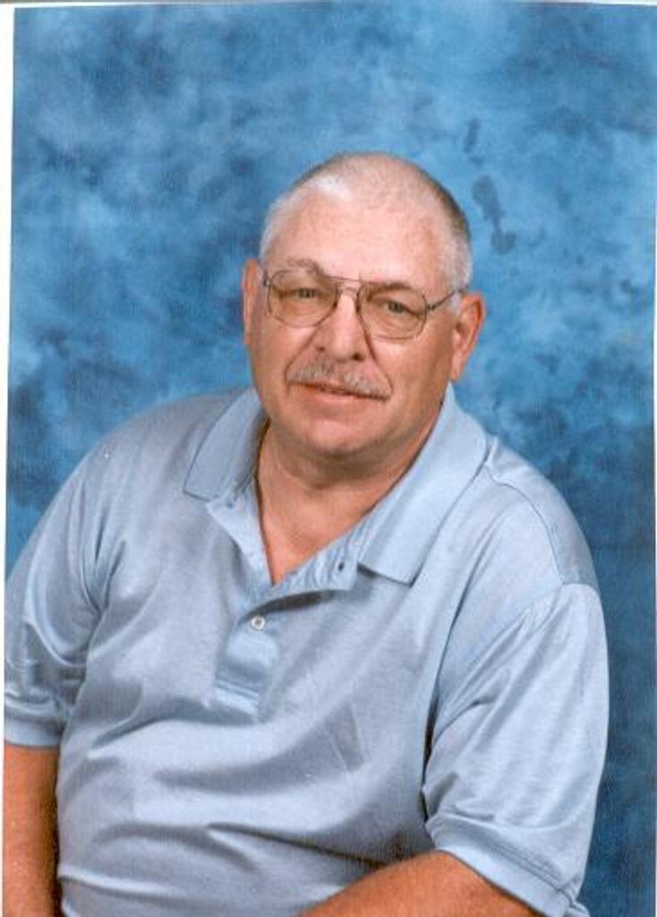 Cyrus Holdeen