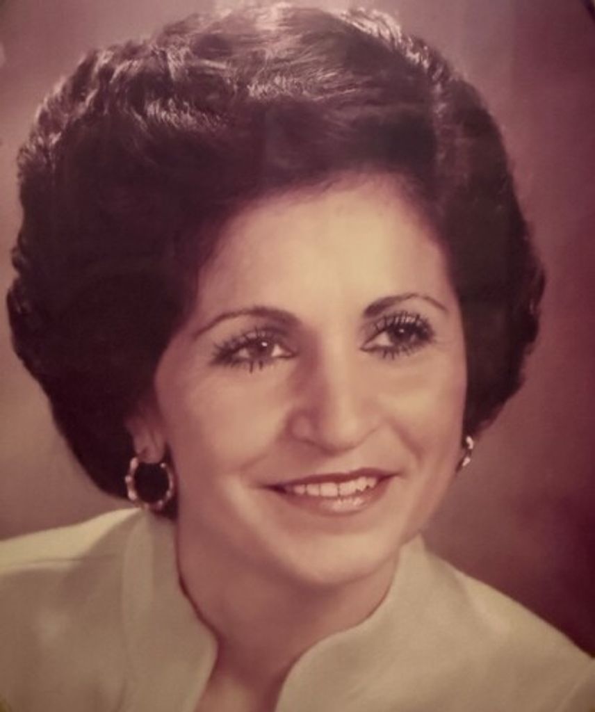 Olga  Kalis Profile Photo