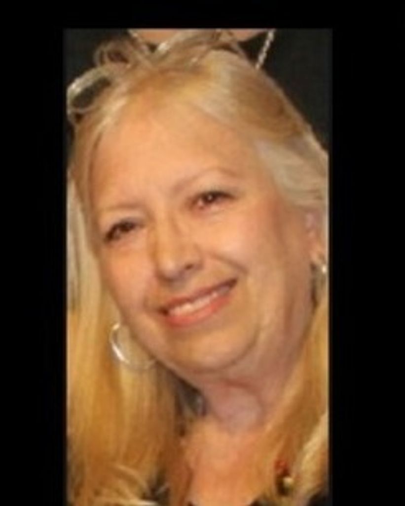 Alice Emmanuilidis Profile Photo