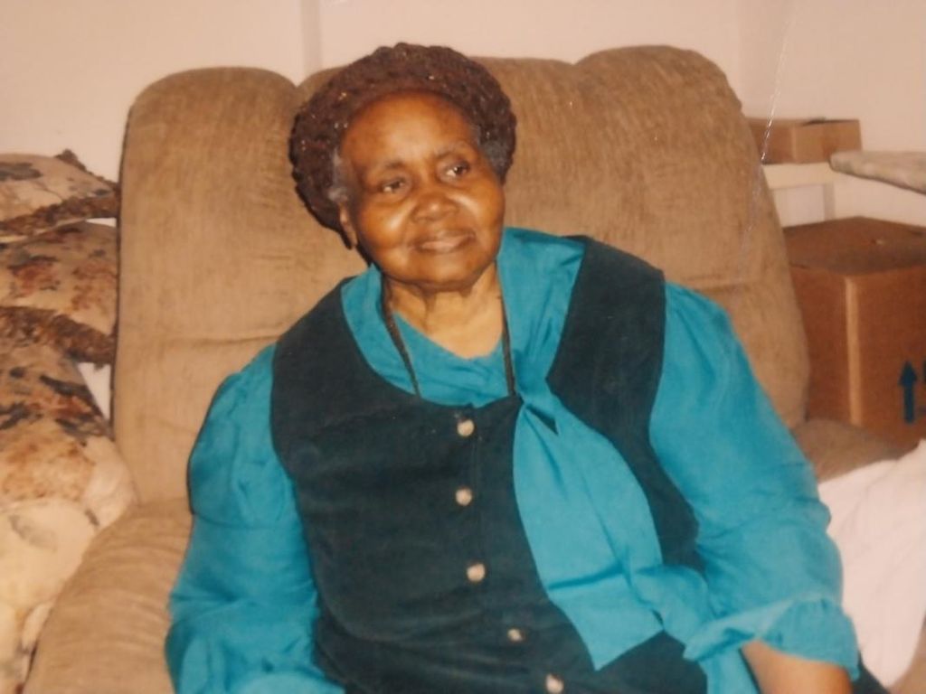 Louvenia Simpson Profile Photo