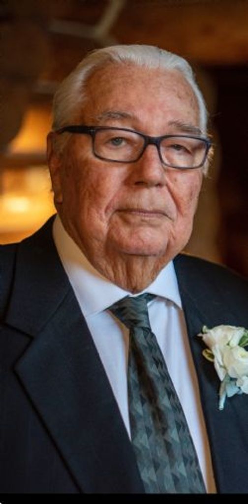 Robert "Bob" Louis Hilliard Profile Photo