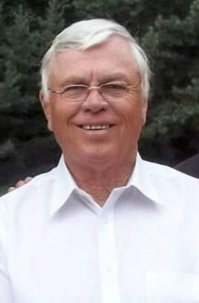 Roger L. Rollene Profile Photo