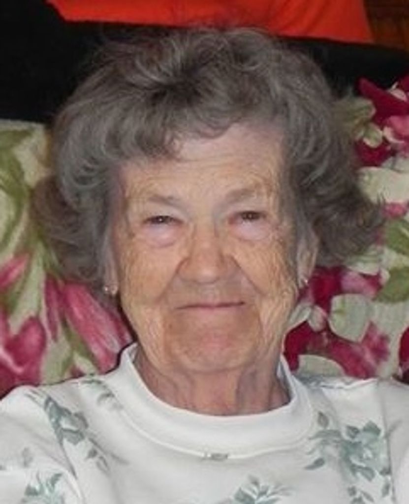 Mae Genieve (Shaw)  Carpenter Profile Photo