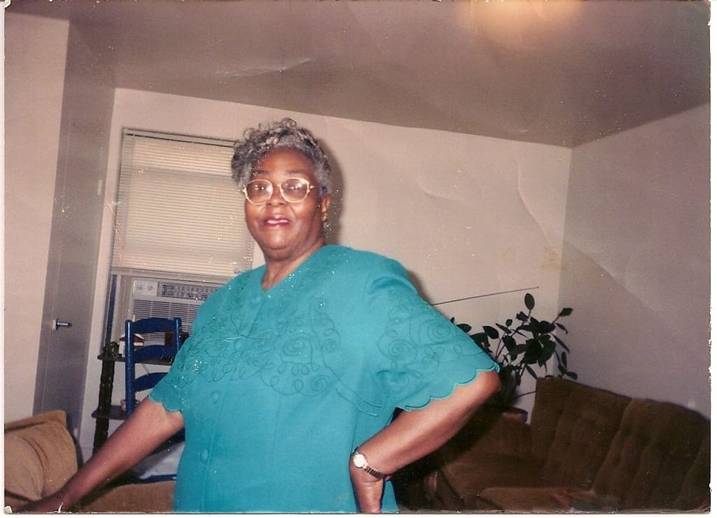 Ms. Lula Mae Bell Profile Photo