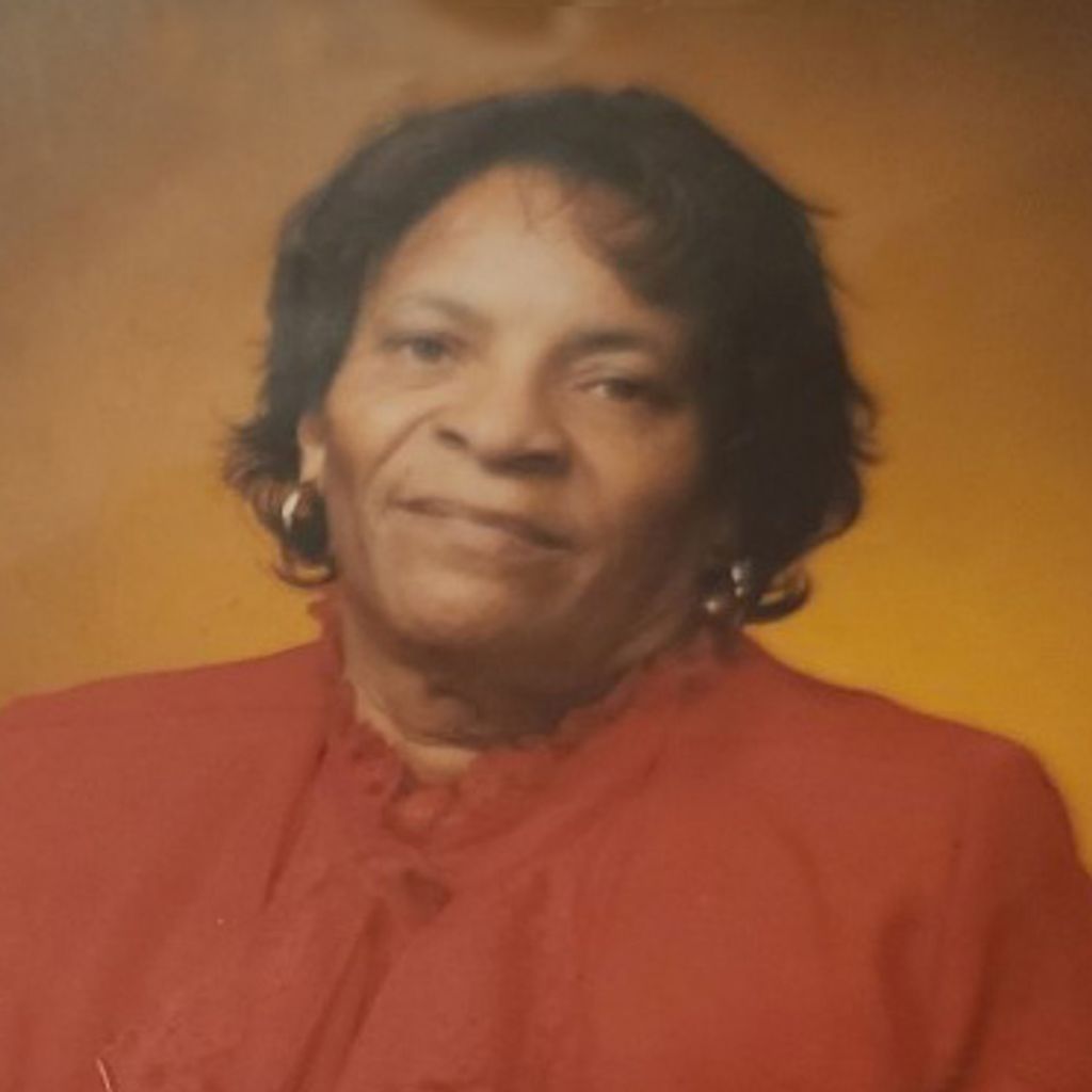 Robbie Mae Lyons