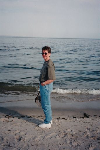 Betty J. Harris photo gallery thumbnail 31 of 48