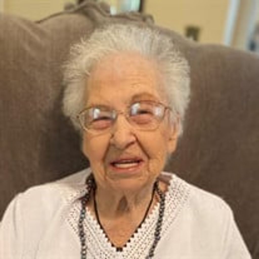 Frankie Lou Collett Profile Photo