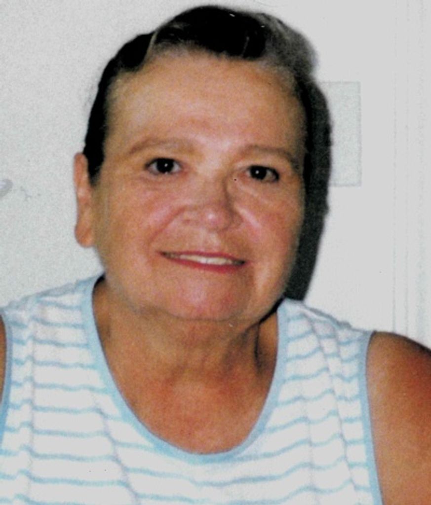 Lela "Lee" Ione Essick