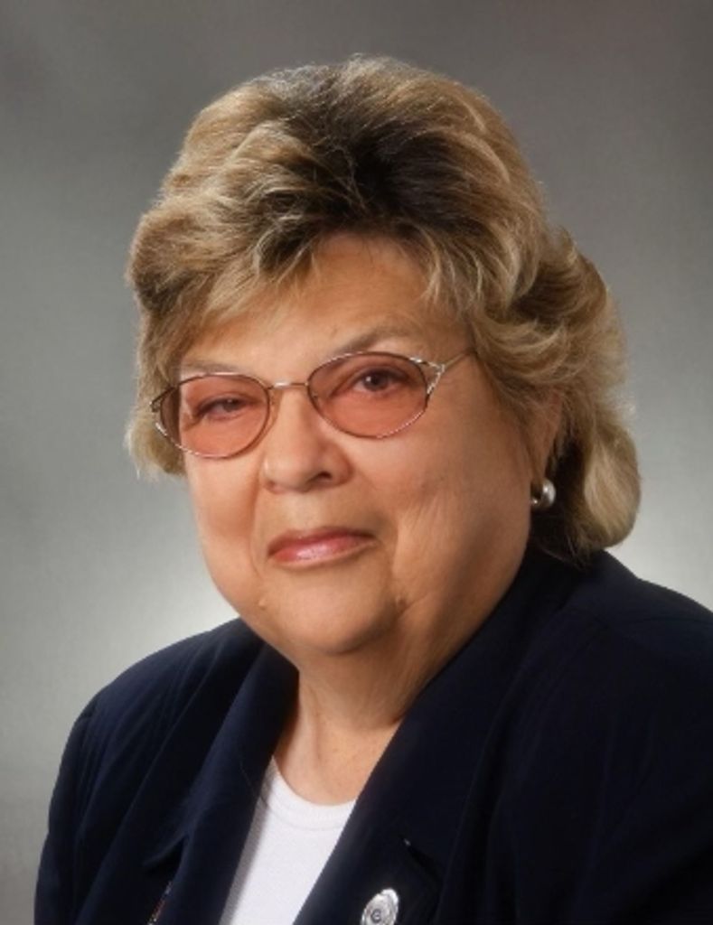 Gwenell Knight Profile Photo