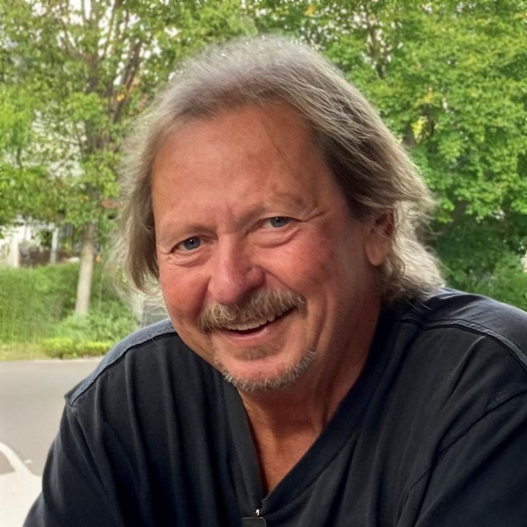 Douglas Gilbert Horecka Profile Photo