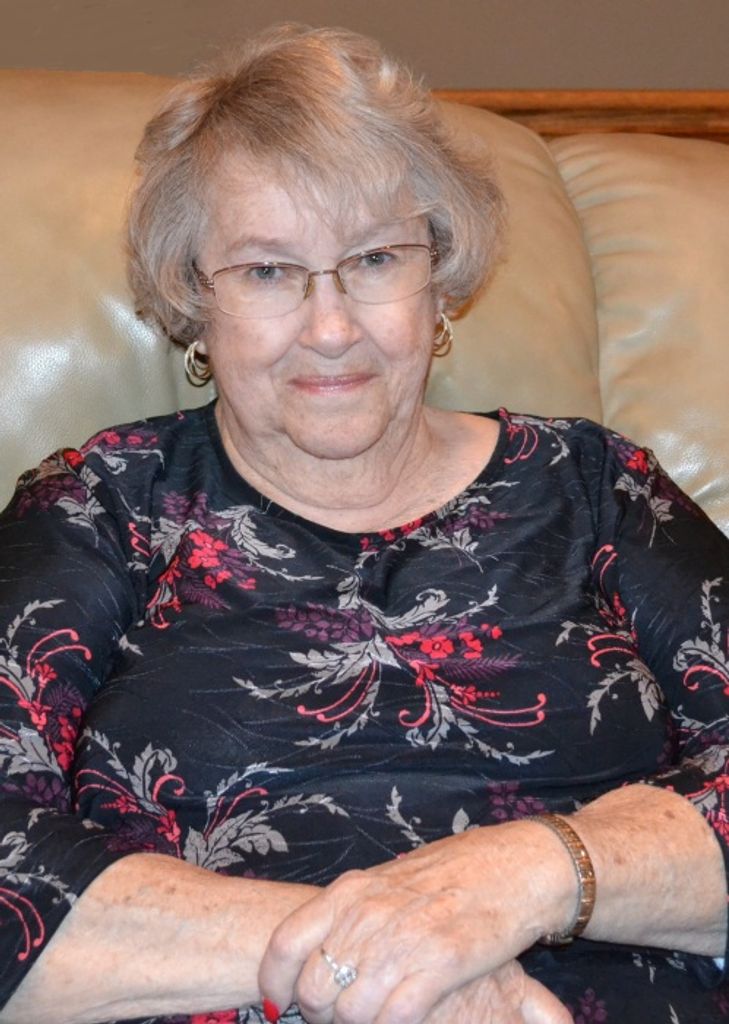 Maxine Zollinger Profile Photo