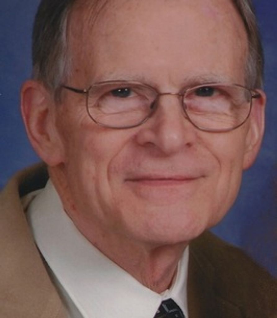 Walter Clifford Profile Photo