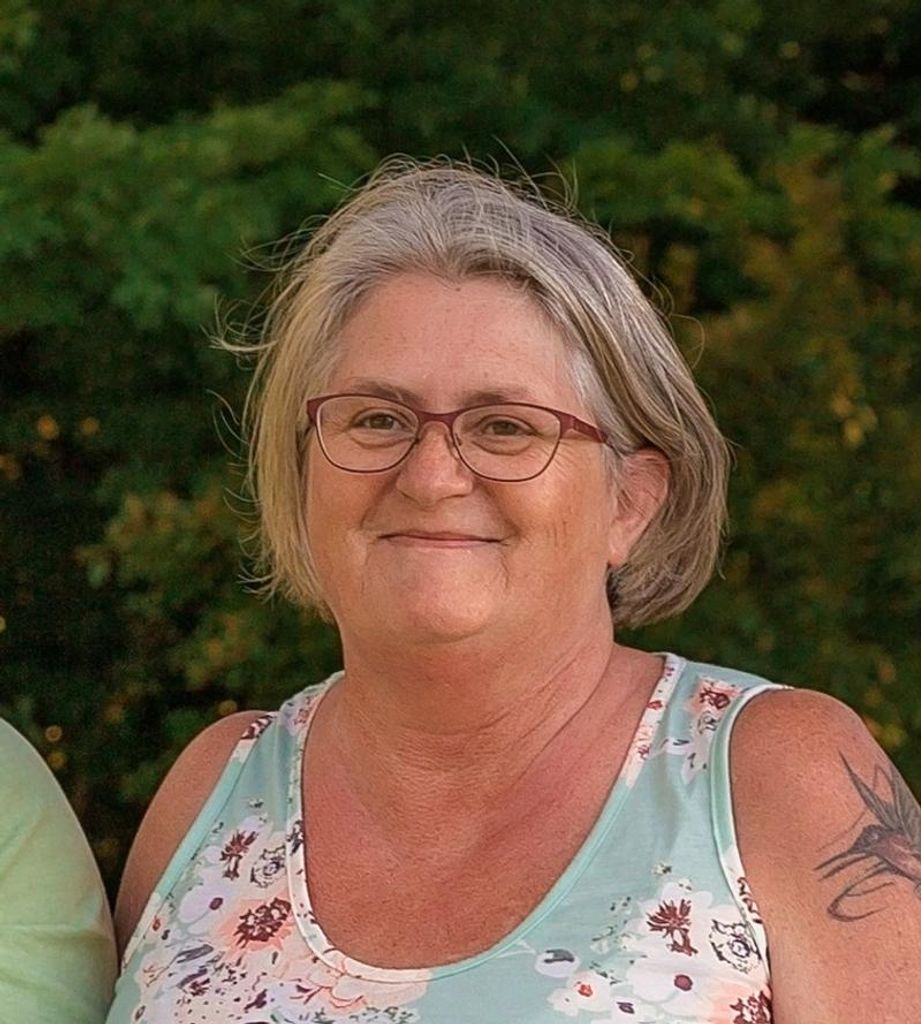 Laura Ann Gibson Profile Photo