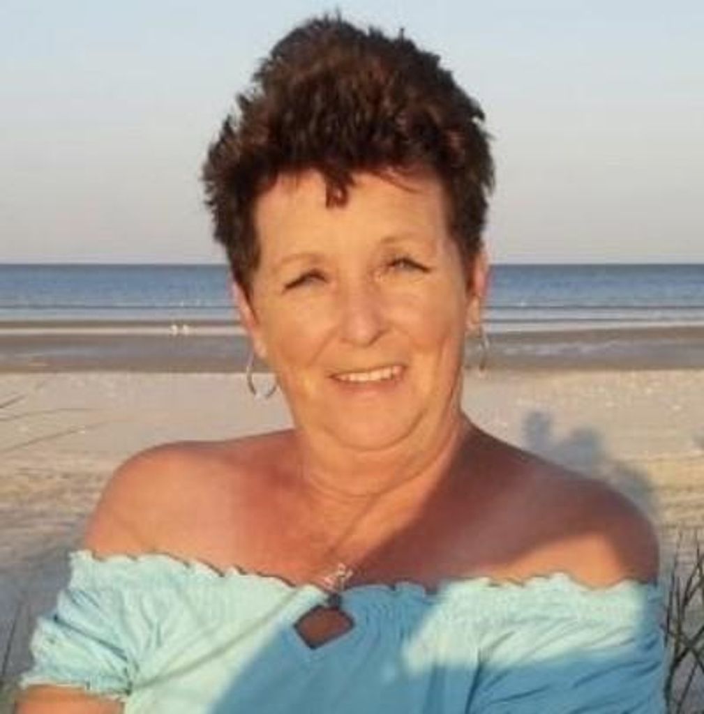 Alice "Darlene" Mixon Howell Profile Photo