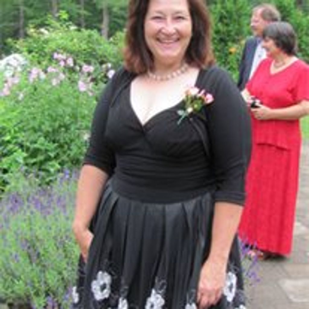 Carolyn 'Carrie'    Dolmat Profile Photo