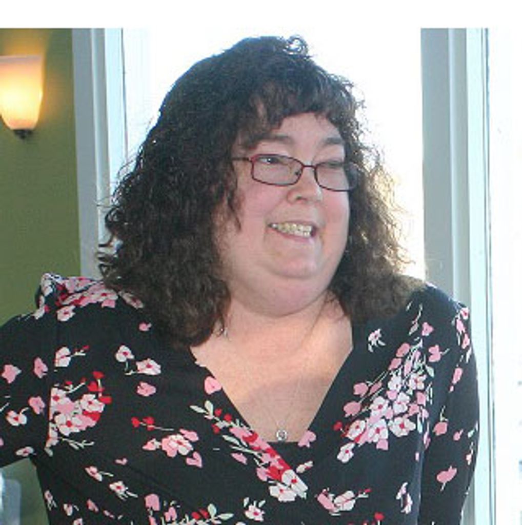 Laura Robbins Profile Photo