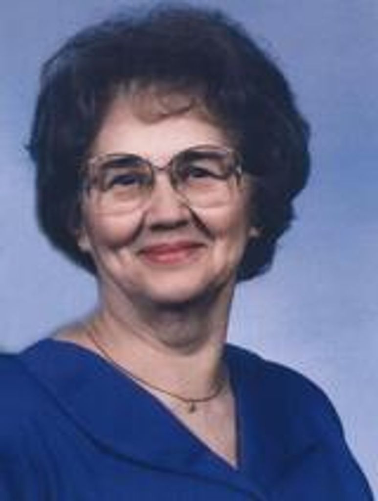 Evelyn Mae Woll Profile Photo