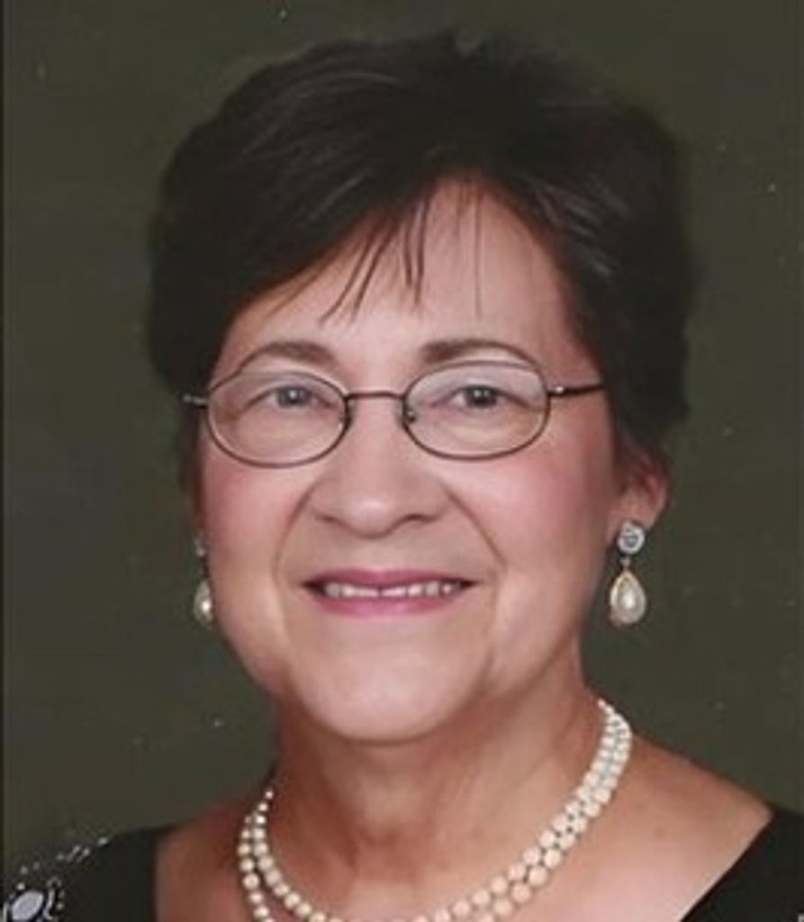 Deanna Armstrong Profile Photo
