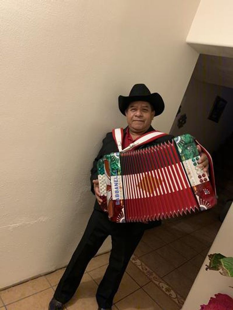 Carlos - Mendoza Profile Photo