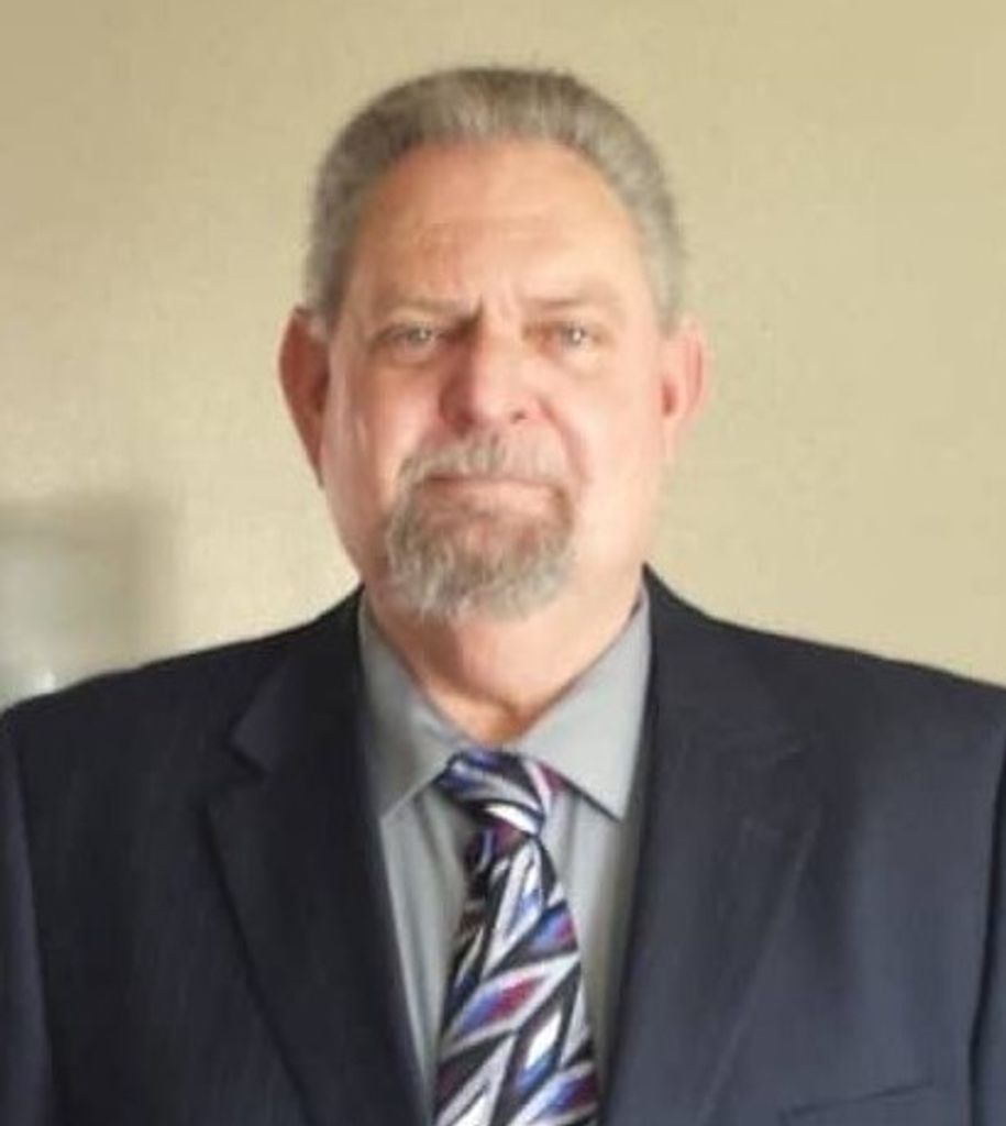 Johnny Mancil, Jr. Profile Photo