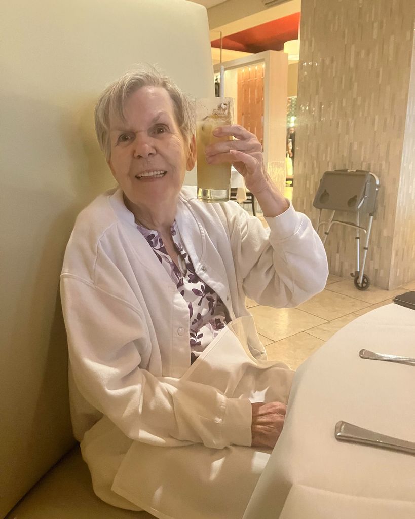 Anna Theresa Knipp Profile Photo