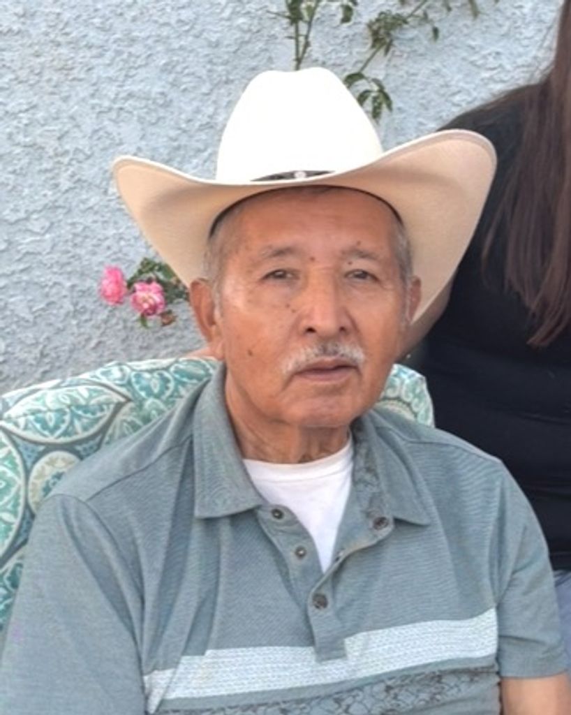 Francisco Javier Dominiguez Profile Photo