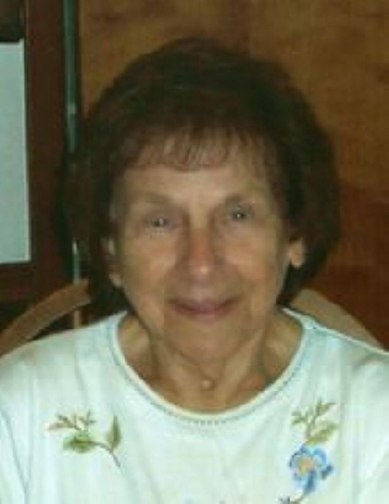 Esther Cziraky