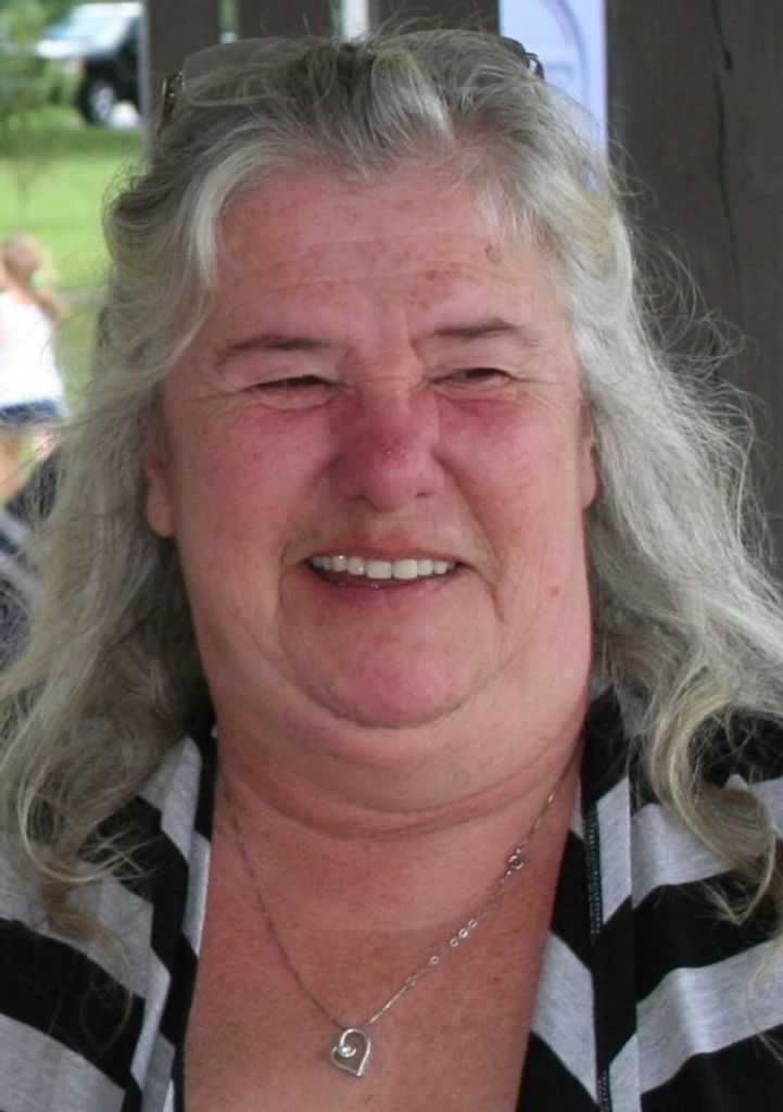 Diana L. (Lewis)  Barnard