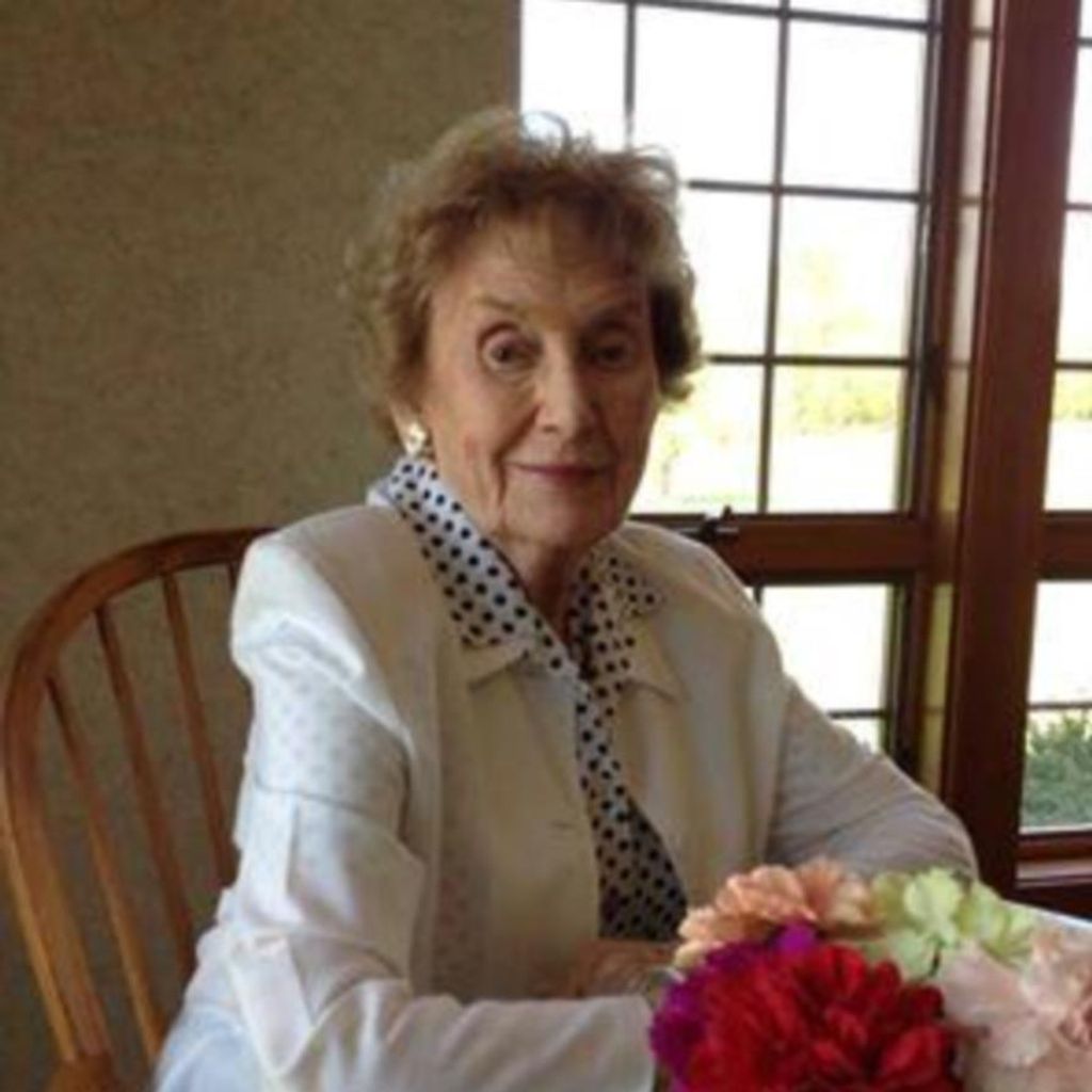 Anne M Richard