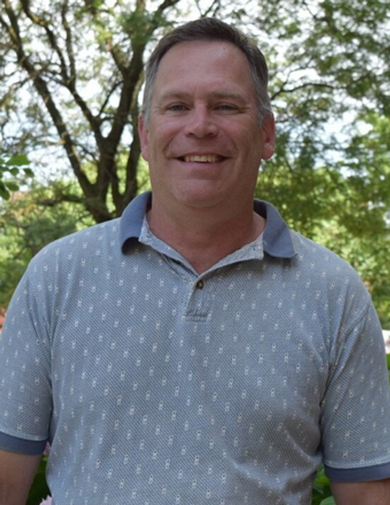 Darrell  Thomas Robinson