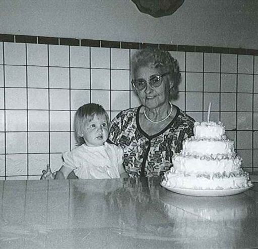 Evelyn  C. Freiheit photo gallery thumbnail 9 of 88