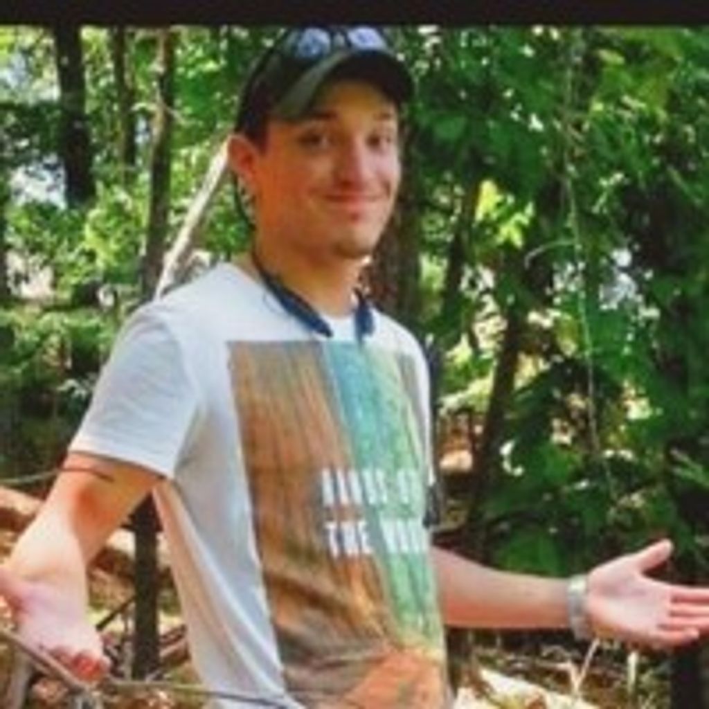 Chaz Ashton Huff Profile Photo