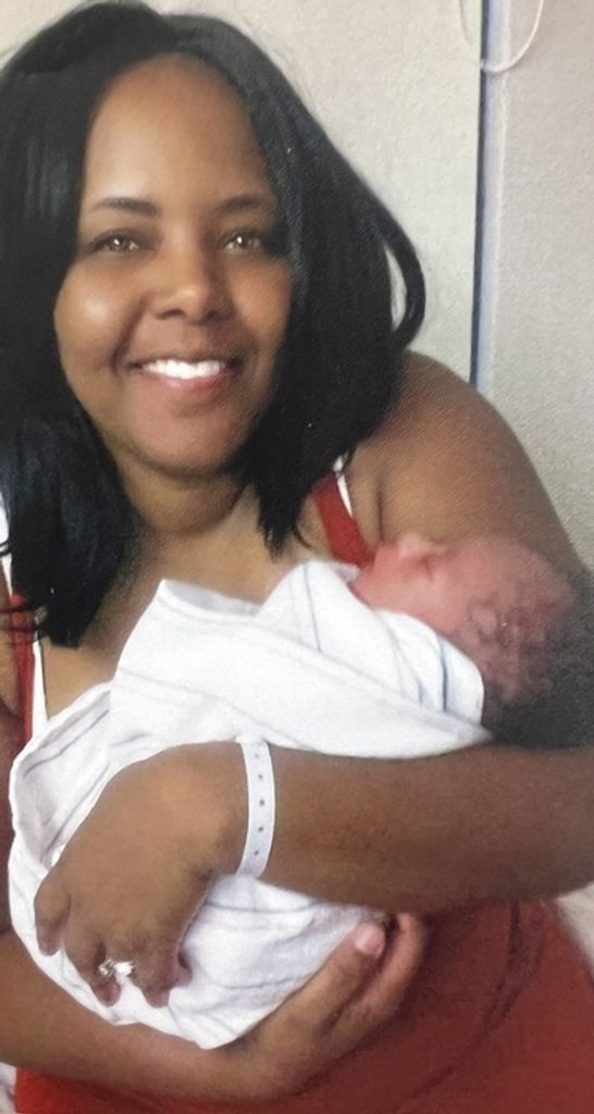 Shalanda Quendella Waring-Laroche Profile Photo