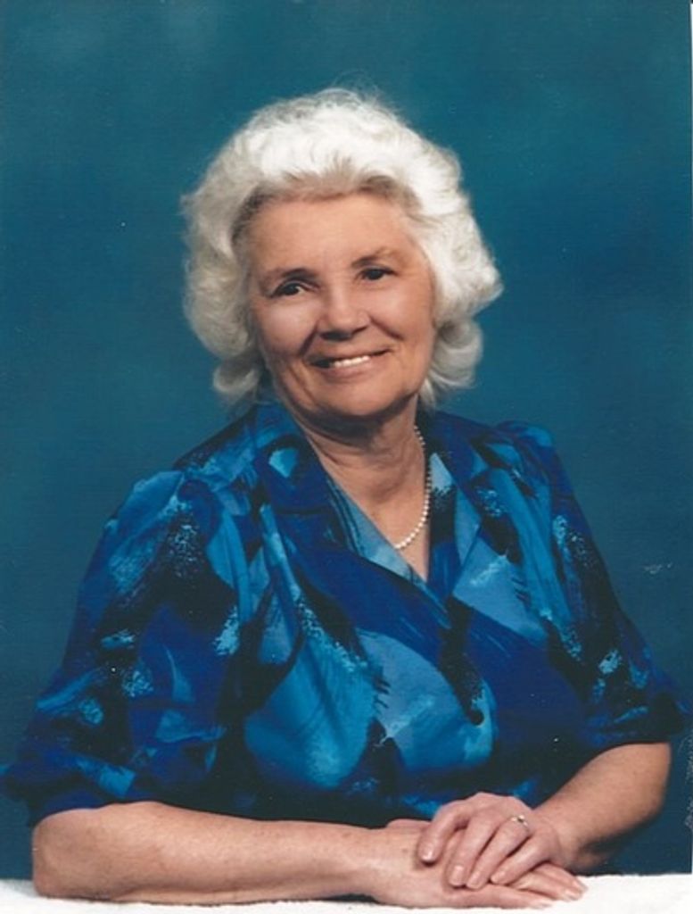 Estelle Taylor Profile Photo