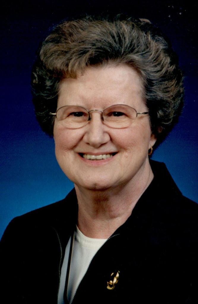 Jacqueline Alma (White)  Aufdenberg