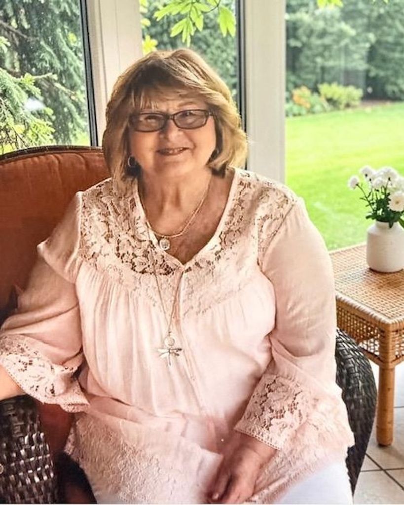 Lawanda Jean Helms Fults