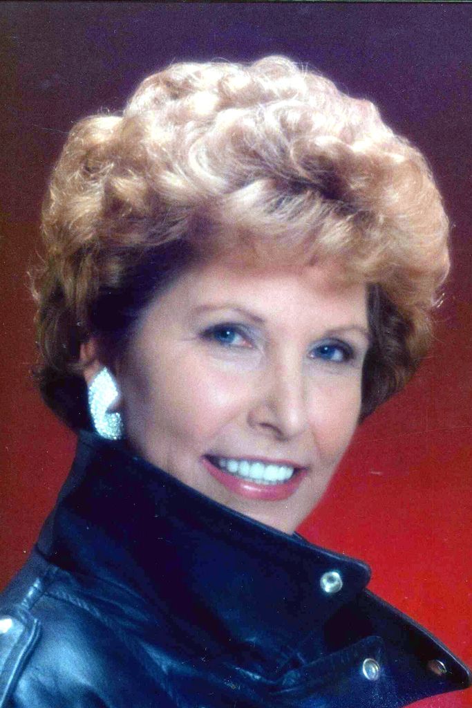 Bettye Loucine Castle