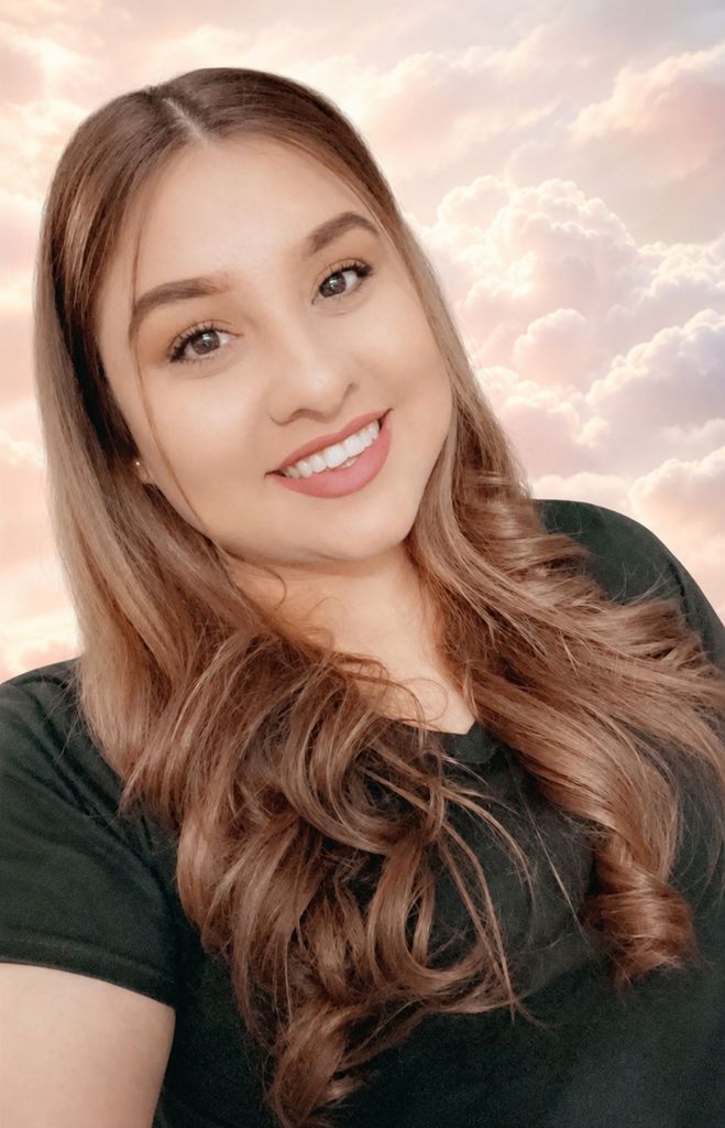 Anna Laura Martinez