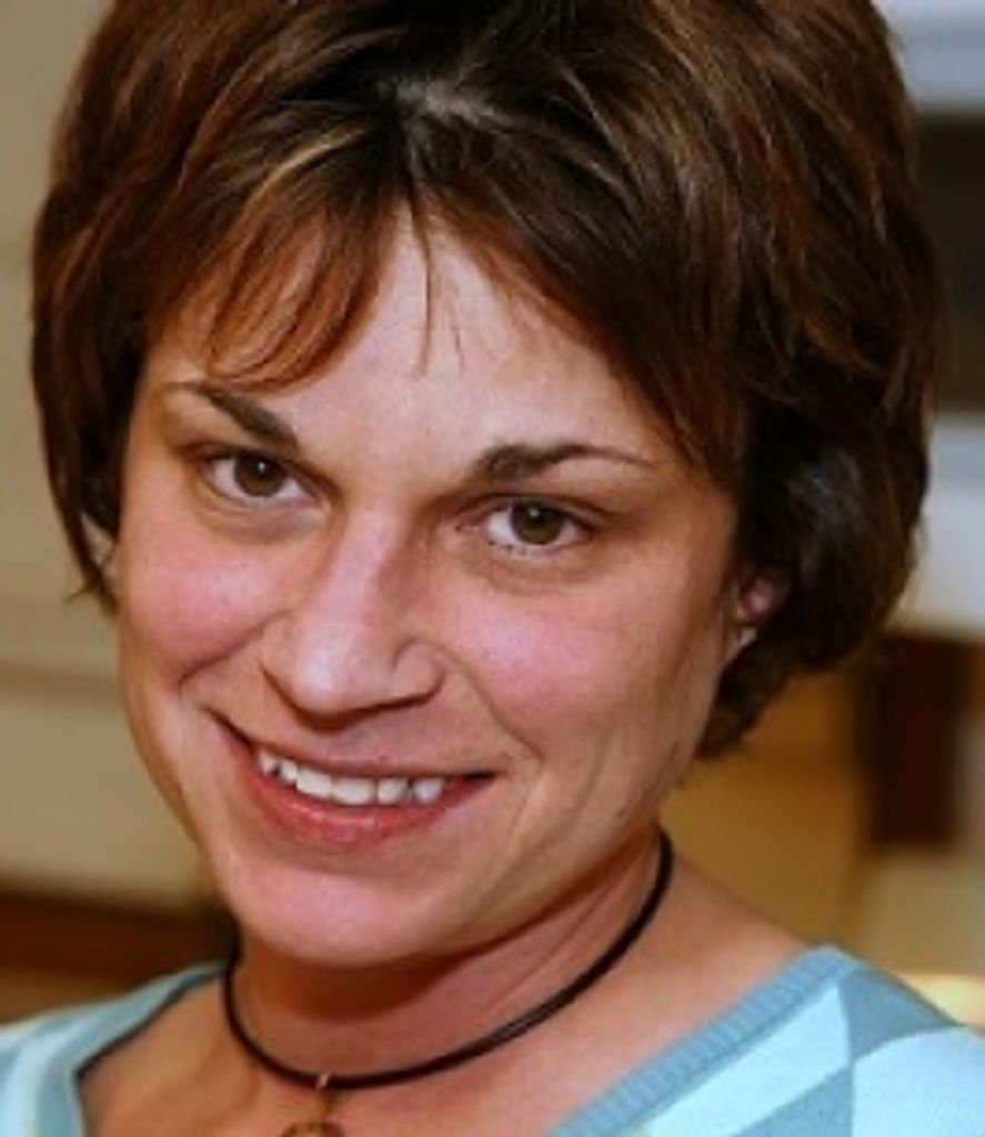 Kelly Klumb Profile Photo